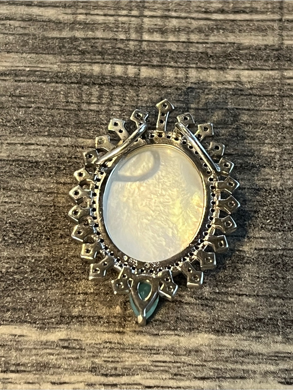 Sterling silver and cz Religious pendant. Mother of pearl and blue stone. Carved - Picture 3 of 6